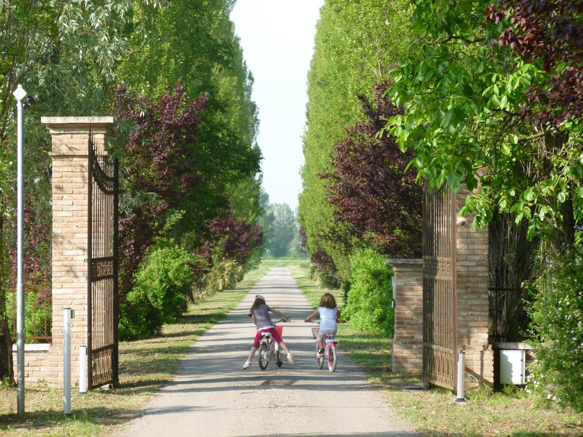 Agriturismo Corte Rocca San Giorgio di Mantova Exteriör bild