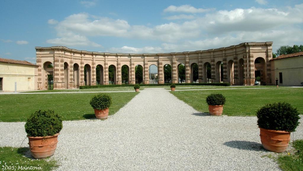 Agriturismo Corte Rocca San Giorgio di Mantova Exteriör bild