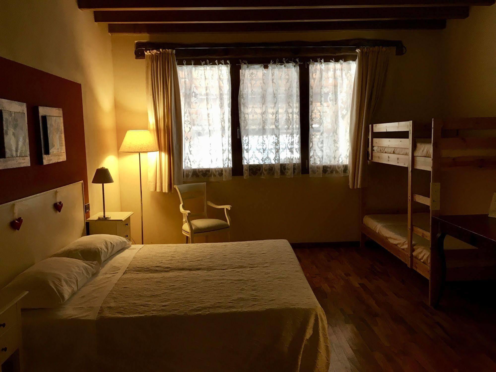 Agriturismo Corte Rocca San Giorgio di Mantova Exteriör bild