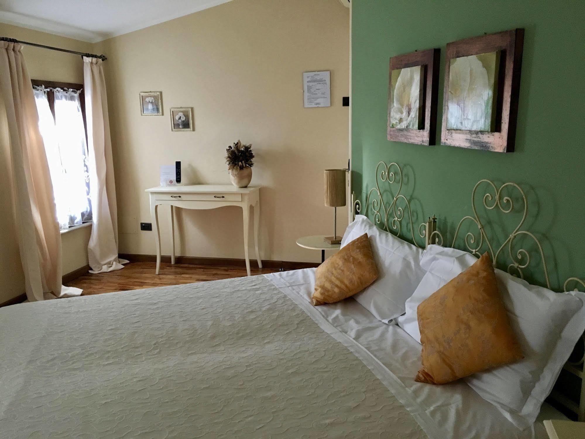 Agriturismo Corte Rocca San Giorgio di Mantova Exteriör bild